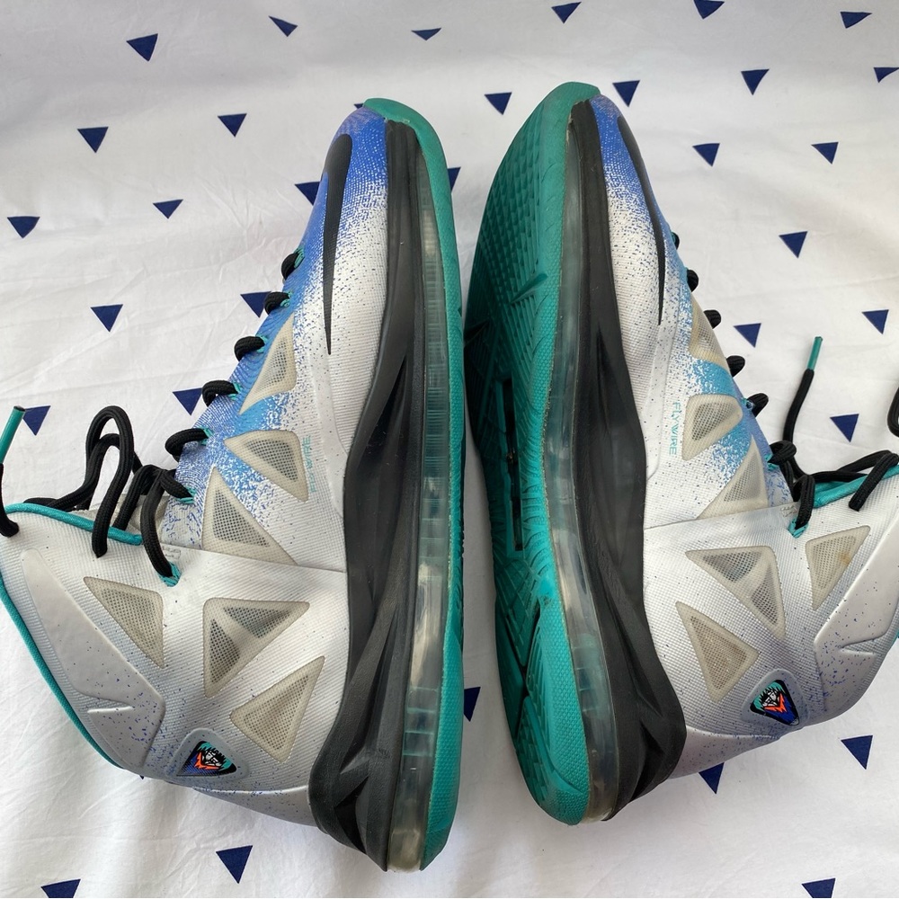 🔥NIKE LEBRON Xl PURE PLATINUM🔥
❌SOLD❌ - Picture 6 of 10